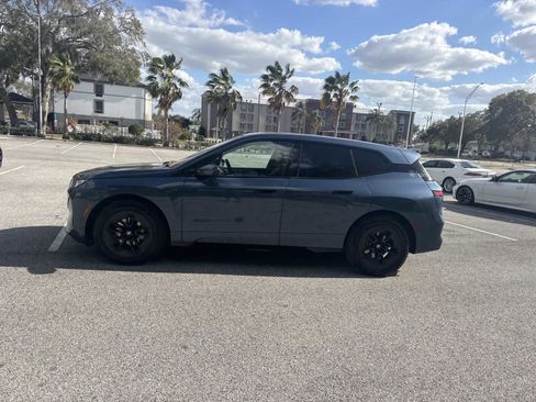 Used 2026 BMW iX xDrive45 w/ Premium Package image 7