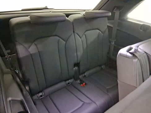 Used 2022 Audi Q7 2.0T Premium Plus image 32