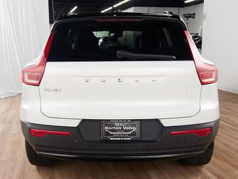 Certified 2023 Volvo XC40 Recharge Plus AWD/4WD image 5