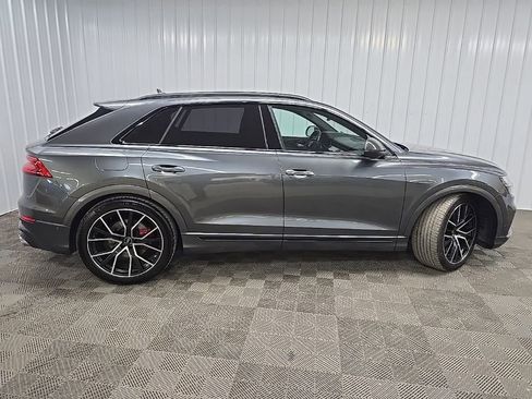Used 2022 Audi SQ8 Prestige AWD/4WD image 2