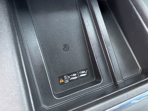 Used 2020 GMC Sierra 1500 AT4 w/ AT4 Premium Package image 27