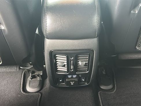 Used 2020 Dodge Durango R/T w/ Blacktop Package image 30