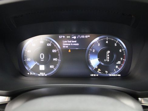 Used 2022 Volvo V60 T5 Cross Country w/ Climate Package image 37