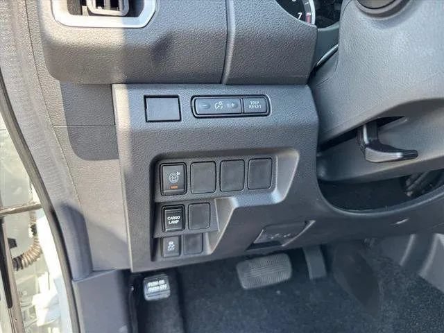 New 2026 Nissan Frontier SV w/ Tow Package AWD/4WD image 14