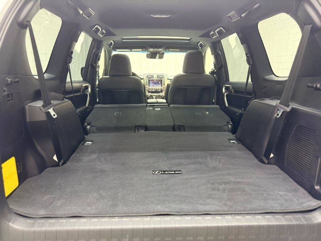 Used 2020 Lexus GX 460 Premium w/ Premium Package AWD/4WD image 29
