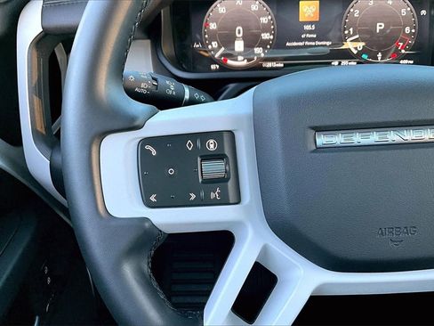 Used 2025 Land Rover Defender 110 S image 11