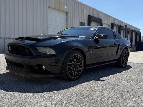 Used 2013 Ford Mustang Shelby GT500 RWD image 3