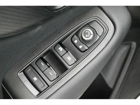 Used 2023 Subaru Outback Premium image 28