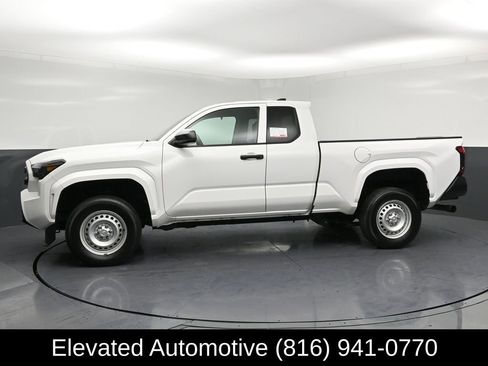 Used 2024 Toyota Tacoma SR RWD image 2