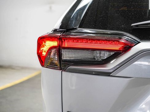 Used 2023 Toyota RAV4 XSE AWD/4WD image 11