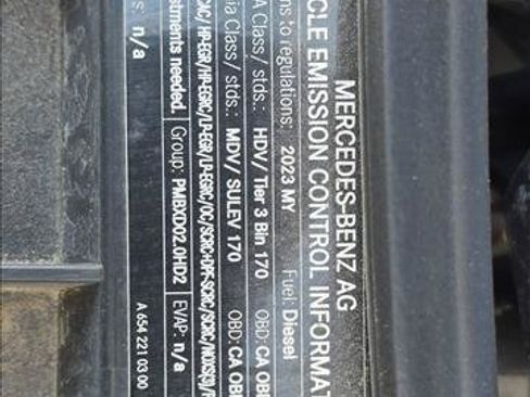 Used 2023 Mercedes-Benz Sprinter 2500 image 24
