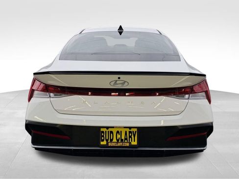 New 2026 Hyundai Elantra SEL Sport Premium FWD image 4