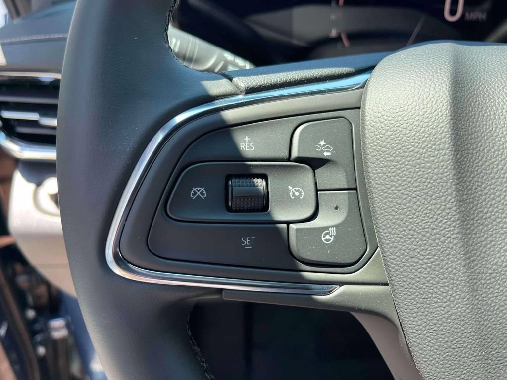 New 2026 Buick Envista Sport Touring FWD image 25