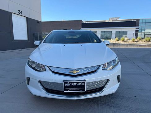 Used 2017 Chevrolet Volt LT FWD image 7