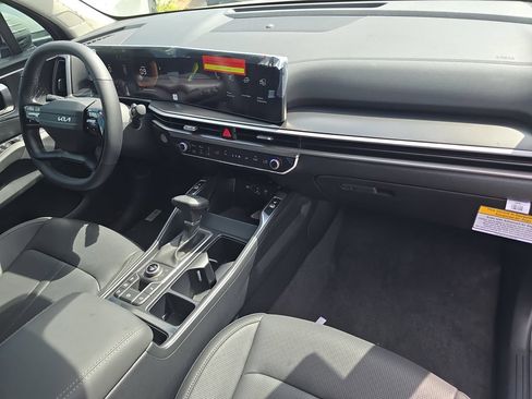 New 2026 Kia Sorento S AWD/4WD image 11
