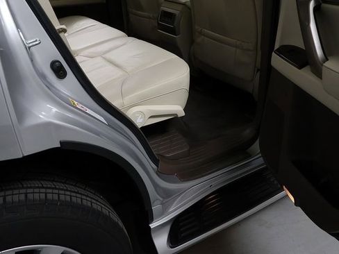 Used 2019 Lexus GX 460 Premium w/ Premium Package AWD/4WD image 33