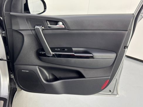 Used 2020 Kia Sportage SX image 42