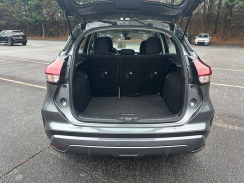 Used 2024 Nissan Kicks S image 18