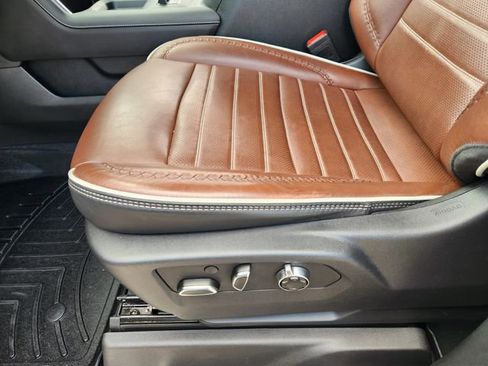 Used 2024 GMC Sierra 2500 Denali Ultimate image 25