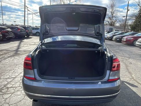 Used 2018 Volkswagen Passat 2.0T S w/ Driver Assistance Package image 20