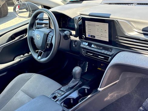 Used 2025 Toyota Camry LE FWD image 24