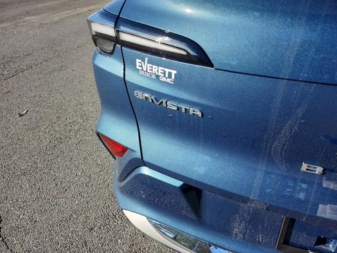 New 2026 Buick Envista Avenir image 4