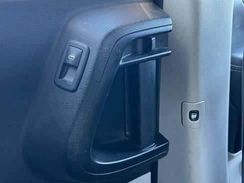 Used 2017 Dodge Grand Caravan SXT FWD image 29