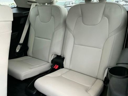 Used 2023 Volvo XC90 B6 Plus AWD/4WD image 20
