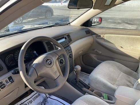 Used 2005 Toyota Corolla CE image 11