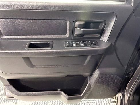 Used 2015 RAM 1500 Express RWD image 8