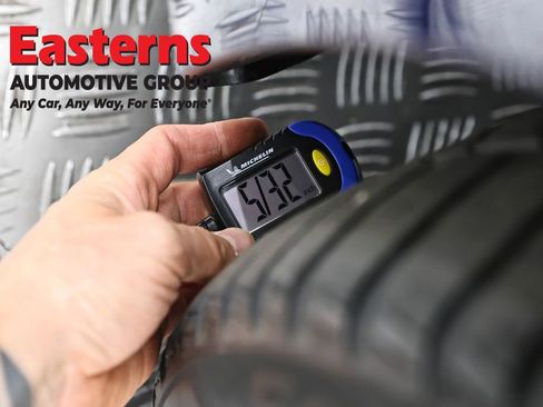 Used 2018 Tesla Model 3 Long Range image 21