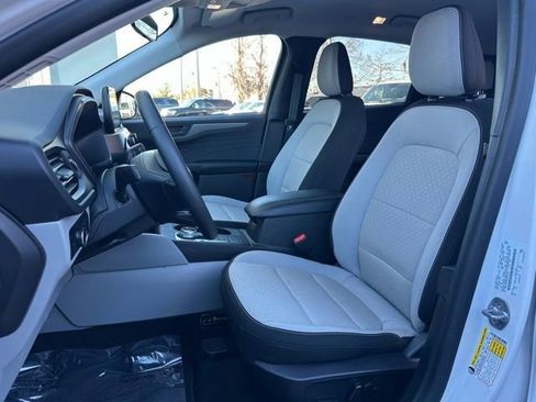 Certified 2024 Ford Escape Active image 13