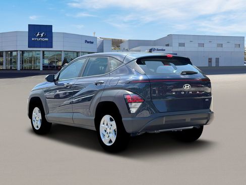 New 2026 Hyundai Kona SE image 5