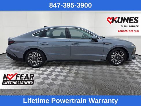 Used 2025 Hyundai Sonata SEL FWD image 8