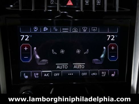 Used 2023 Lamborghini Urus S AWD/4WD image 22