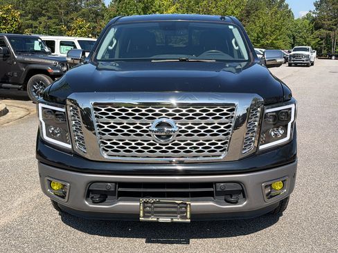 Used 2018 Nissan Titan Platinum Reserve AWD/4WD image 3