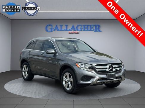 Used 2018 Mercedes-Benz GLC 300 4MATIC image 1