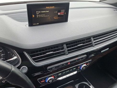 Used 2017 Audi Q7 3.0T Premium Plus image 14