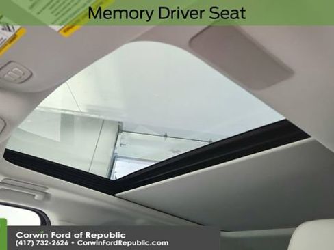 Used 2025 Ford Expedition Platinum w/ Driver's Package image 15