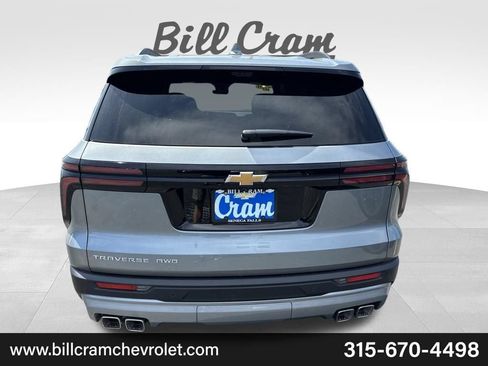 New 2026 Chevrolet Traverse LT w/ Sun and Wheel Package AWD/4WD image 32