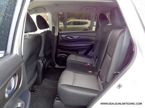 Used 2020 Nissan Rogue S w/ Special Edition Package AWD/4WD image 15