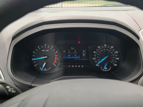 Used 2019 Ford Edge SE FWD image 23