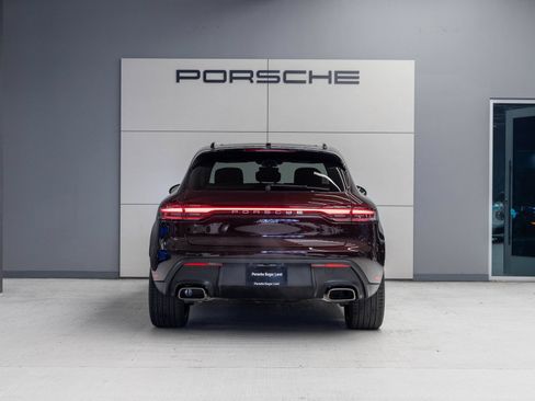 Certified 2026 Porsche Macan AWD/4WD image 6