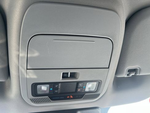 Certified 2022 Ford F150 XLT w/ Equipment Group 302A High image 20