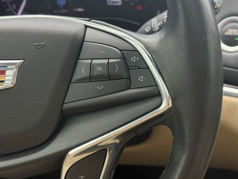 Used 2019 Cadillac XT5 Premium Luxury w/ Driver Assist Package FWD image 12