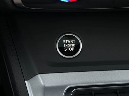 New 2025 Audi Q3 2.0T Premium image 22