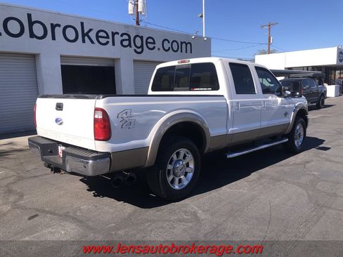 Used 2011 Ford F250 Lariat w/ Lariat Ultimate Pkg AWD/4WD image 8