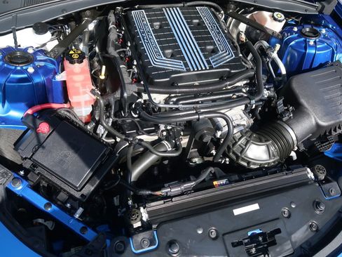 Used 2018 Chevrolet Camaro ZL1 image 38