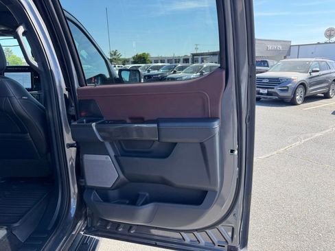 Used 2022 Ford F150 Lariat AWD/4WD image 36