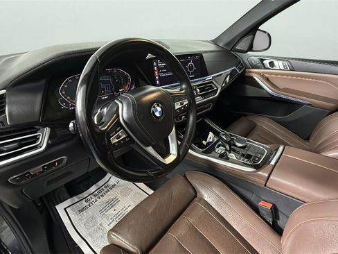 Used 2019 BMW X5 xDrive40i w/ Luxury Seating Package image 18